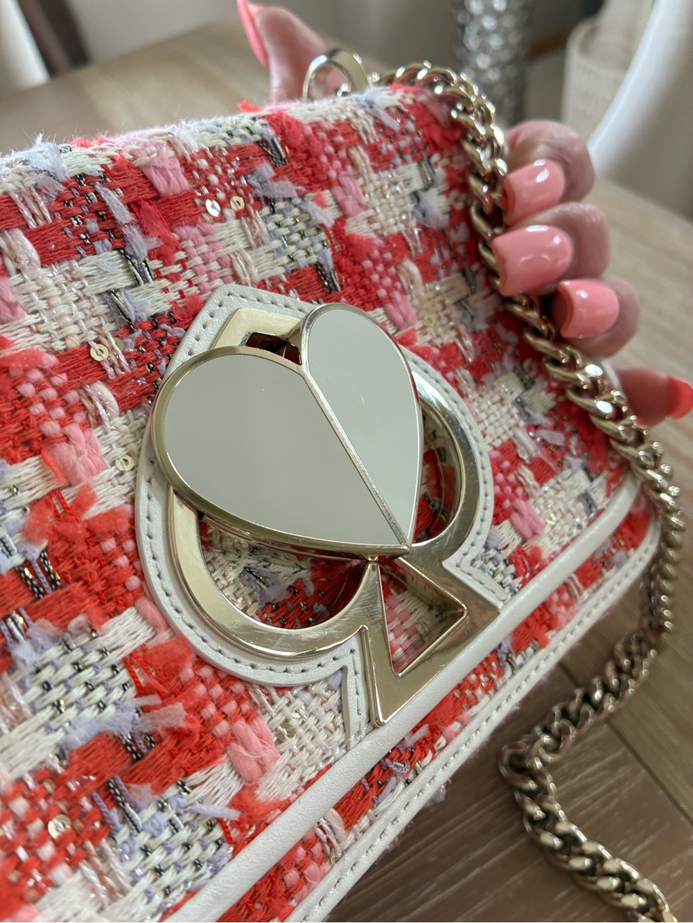 NEW, GORGEOUS KATE SPADE BAG! The heart turns to open! ♠️♠️ - Picture 12 of 14
